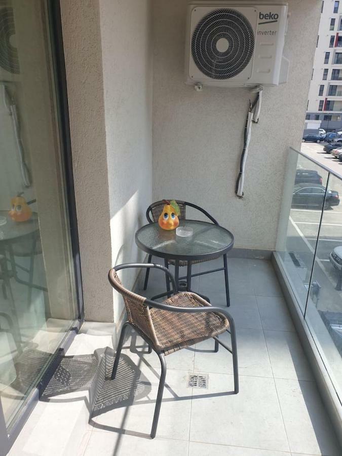 Apartment Happy